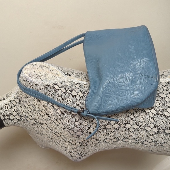 Stone Mountain Shoulder Bag - Picture 13 of 15